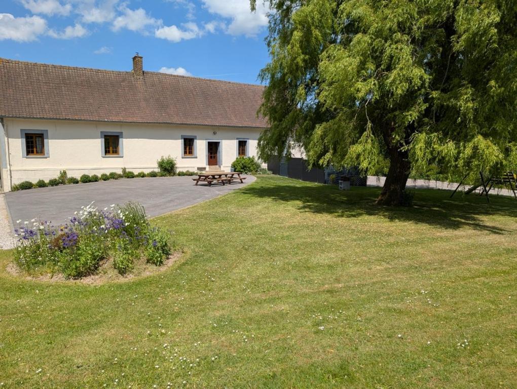Villa La Ferme Des Pierrettes Menneville Exterior foto